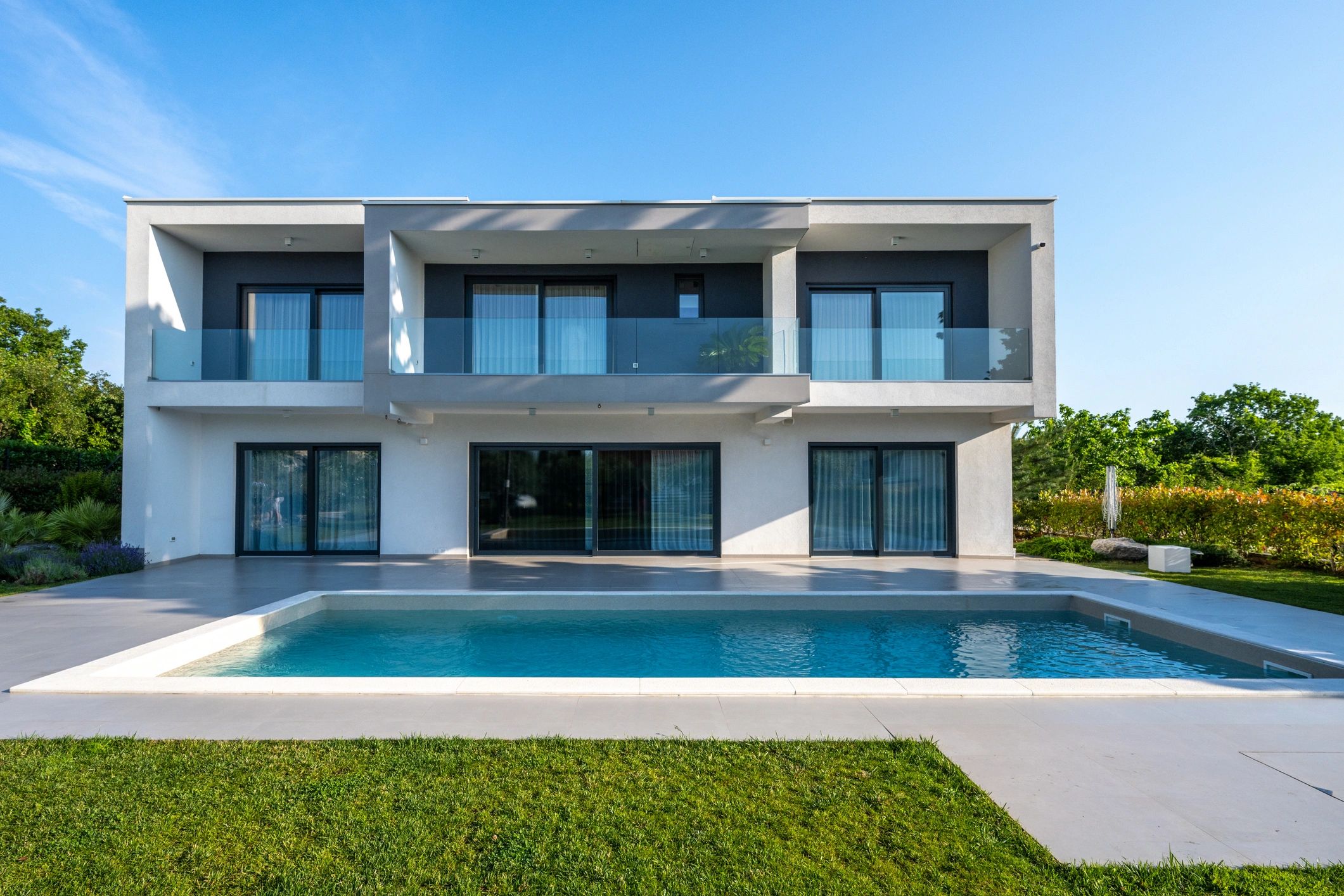 Modern Maryland-style home exterior
